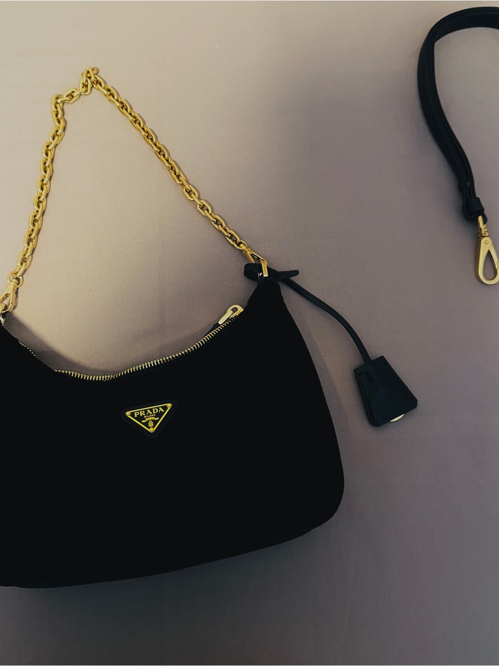 Prada Re-Edition Mini Velvet Bag - Picture 6 of 14